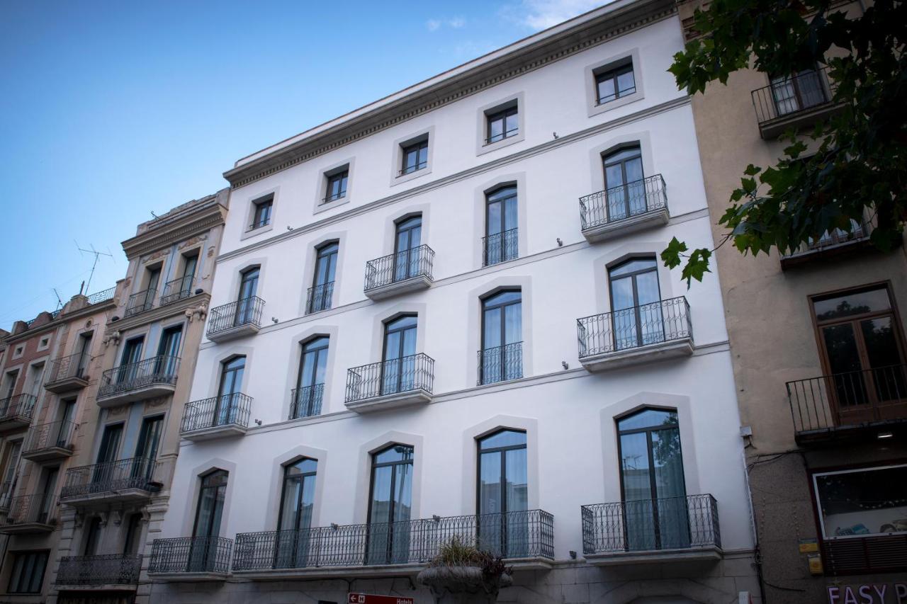 Nc Apartments Rambla 32 Figueres  Eksteriør bilde